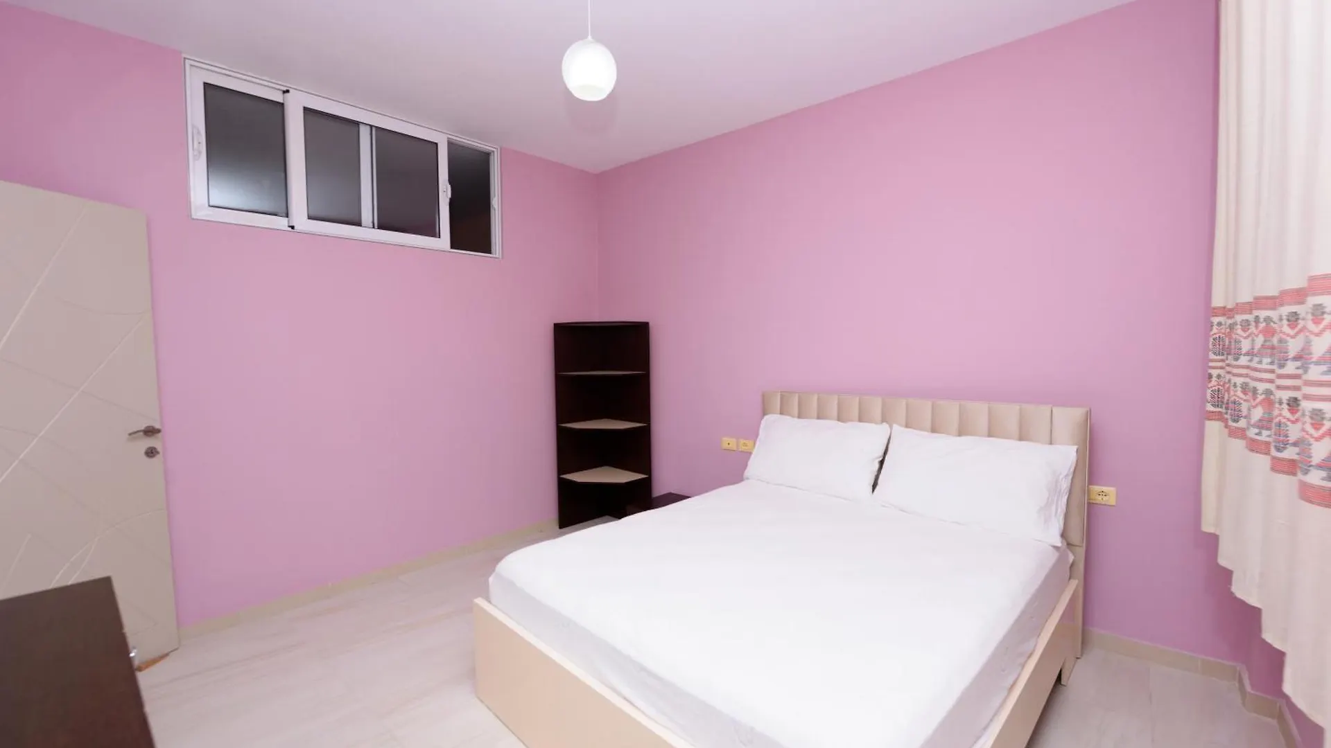Liam Apartments Vlorë 0*,  알바니아